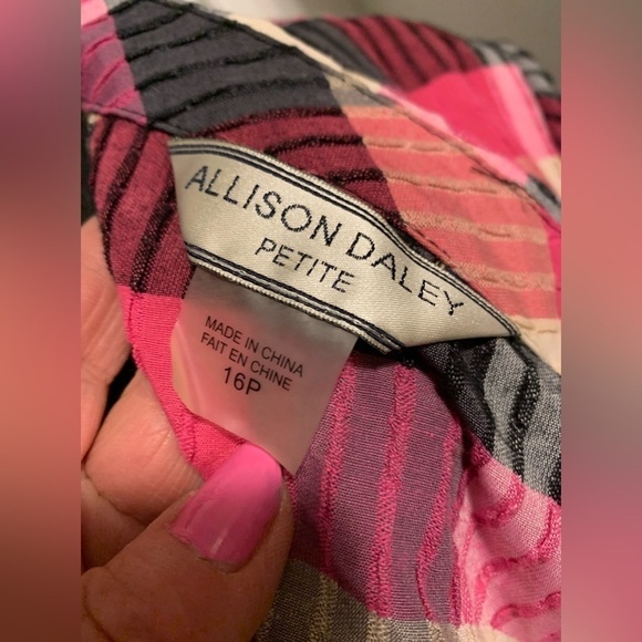 Allison Daley Petite, ladies shirt, size 16P - Picture 5 of 7